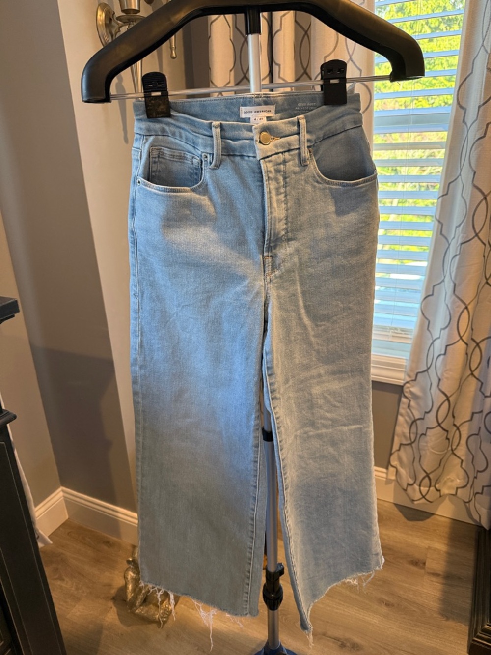 Good American Light Wash High-Rise Wide-Leg Jeans. Worn 3 times only